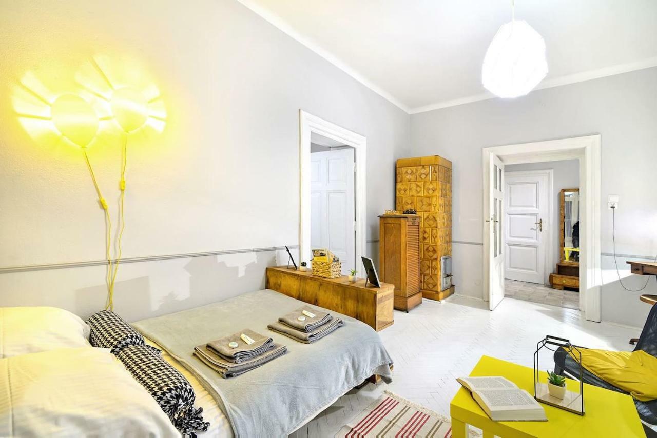 Luxury Retro Apartment, City Center, Wifi Krakow Exterior photo